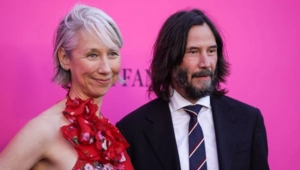 Киану Ривз арендовал целый каток в Нью-Йорке для романтического вечера с возлюбленной