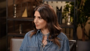 «Хит Сториз» на МУЗ-ТВ раскроет эксклюзивные подробности хита Жасмин «Перепишу любовь»