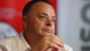 Отец Жанны Фриске объяснил, почему намерен лишить внука квартиры