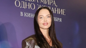 Решетова рассказала, что учит сына самостоятельно расплачиваться за покупки