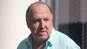 Директор Владимира Стеклова прокомментировал новости о госпитализации актера Директор Владимира Стеклова прокомментировал новости о госпитализации актера