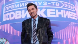 Дима Билан произнес трогательную речь после победы на «Премии МУЗ-ТВ 2026. Движение» Дима Билан произнес трогательную речь после победы на «Премии МУЗ-ТВ 2026. Движение»