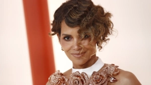 Актриса Холли Берри вступилась за женщин, раскритиковав губернатора