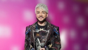 Концертный директор Филиппа Киркорова пустил в ход кулаки на открытии ГУМ-катка на Красной площади Концертный директор Филиппа Киркорова пустил в ход кулаки на открытии ГУМ-катка на Красной площади