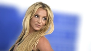 Бритни Спирс публично обратилась к семье с саркастичным рождественским поздравлением Бритни Спирс публично обратилась к семье с саркастичным рождественским поздравлением