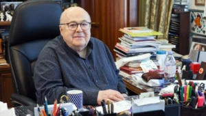 Народный артист Александр Калягин объявил о завершении кинокарьеры Народный артист Александр Калягин объявил о завершении кинокарьеры