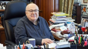 Народный артист Александр Калягин объявил о завершении кинокарьеры Народный артист Александр Калягин объявил о завершении кинокарьеры