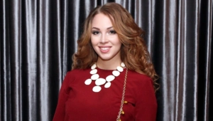 Полина Диброва поделилась свежими фотографиями из ЗАГСа