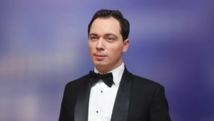 Родион Газманов дал совет по разговору с мошенниками Родион Газманов дал совет по разговору с мошенниками