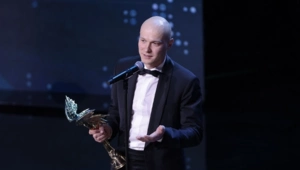 Креативный директор Dior будет одевать Юру Борисова в новом фильме