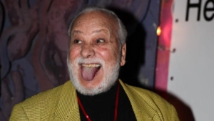 Отца Филиппа Киркорова выписали из больницы Отца Филиппа Киркорова выписали из больницы