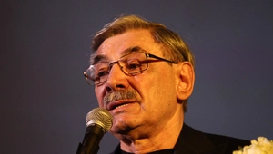 У госпитализированного с переломами Александра Панкратова-Черного обнаружили опухоль У госпитализированного с переломами Александра Панкратова-Черного обнаружили опухоль