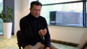 Врач-косметолог оценила внешность Павла Прилучного