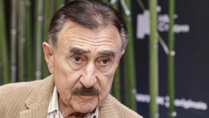 Леонид Каневский отреагировал на свою популярность у художников в Южной Корее Леонид Каневский отреагировал на свою популярность у художников в Южной Корее