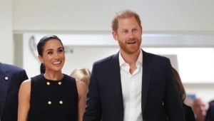 Меган и Гарри начали свой тур в Австралии Меган и Гарри начали свой тур в Австралии