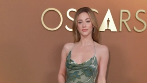 Звезда «Ривердэйла» Лили Рейнхарт перенесла лапароскопию и рассказала об эндометриозе