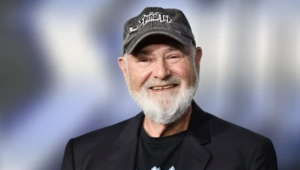 Заседание суда по делу об убийстве режиссера Роба Райнера отложили на 7 января Заседание суда по делу об убийстве режиссера Роба Райнера отложили на 7 января