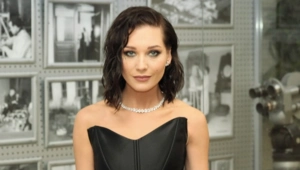 Кристина Асмус высказалась об отношениях с отцом: «Он никогда не говорил, что любит меня» Кристина Асмус высказалась об отношениях с отцом: «Он никогда не говорил, что любит меня»