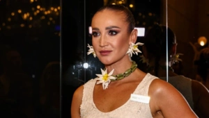 Ольга Бузова трогательно поздравила маму с днем рождения: «Пишу и слезы в глазах»