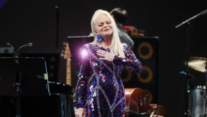 Лариса Долина снизила исковые требования о возмещении имущественного вреда Лариса Долина снизила исковые требования о возмещении имущественного вреда