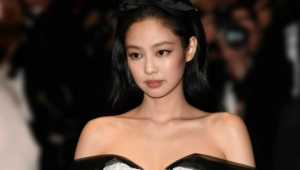 Дженни из BLACKPINK объявила дату выпуска переиздания сольного альбома «Ruby»