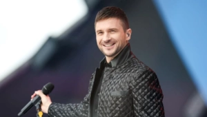 Сергей Лазарев показал, как его 11-летний сын провел вечер: «Футбол! Массаж ног. И семки»