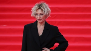 Алена Бабенко впервые за долгое время вышла в свет вместе с мужем-бизнесменом