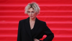 Алена Бабенко впервые за долгое время вышла в свет вместе с мужем-бизнесменом