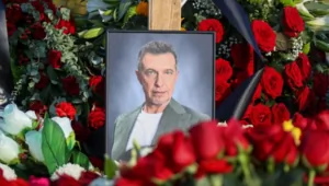 Продюсер рассказал о последних минутах жизни Сергея Соседова Продюсер рассказал о последних минутах жизни Сергея Соседова