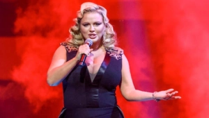 Анна Семенович вступилась за домохозяек: им должны платить миллионы