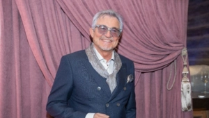 Адвокат Добровинский признался, что Дибров отправился на Бали не в одиночестве