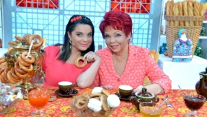 Звездные друзья Наташи Королевой трогательно поздравили маму певицы с юбилеем