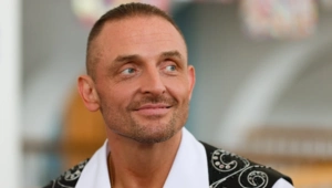 Запашный рассказал, как новогодние гастроли чуть не стоили ему жизни Запашный рассказал, как новогодние гастроли чуть не стоили ему жизни