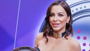 Ани Лорак поздравила МУЗ-ТВ с Днём рождения