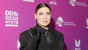 Елка об ограничениях в новогодний вечер: «Я в целом люблю поесть-поесть»