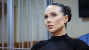 Новые кадры Лерчек: как блогер выглядит на фоне борьбы с онкологией