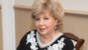 Поэтесса Лариса Рубальская откровенно рассказала о своем одиночестве Поэтесса Лариса Рубальская откровенно рассказала о своем одиночестве