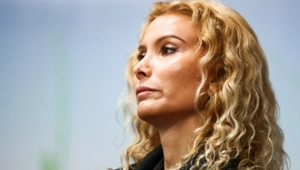 Этери Тутберидзе рассказала о потерянном детстве и вспомнила слова матери: «Ты — породистая собака» Этери Тутберидзе рассказала о потерянном детстве и вспомнила слова матери: «Ты — породистая собака»