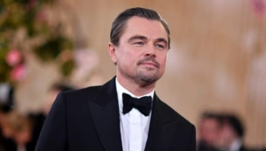 Главный мем «Золотого глобуса» разгадан — Ди Каприо пародировал реакцию коллег на k-pop трио HUNTR/X Главный мем «Золотого глобуса» разгадан — Ди Каприо пародировал реакцию коллег на k-pop трио HUNTR/X