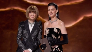 Анна Винтур и Энн Хэтэуэй разыграли сцену из «Дьявол носит Prada» на «Оскаре»