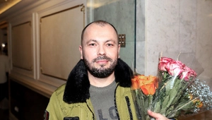 Потерявший жену Ярослав Сумишевский показал, как поменял профессию и провел операцию