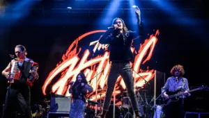 Группа The Hatters выпустила мини-альбом с Артемием Лебедевым