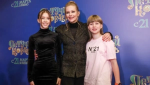 Дочь Юлии Пересильд жестоко запугали мошенники: «Отходим от шока»