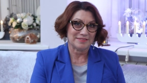 Роза Сябитова рассказала, почему живет отдельно от детей Роза Сябитова рассказала, почему живет отдельно от детей