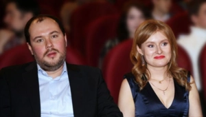 Анна Шукшина продолжает судебную тяжбу с бывшим мужем из-за 11-летнего сына