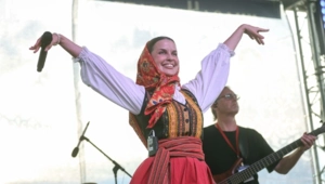 Французская футбольная Лига 1 выложила видео с песней «Матушка-земля»