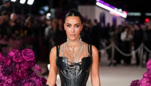 СМИ: Дочь Ким Кардашьян строит свой модный бизнес СМИ: Дочь Ким Кардашьян строит свой модный бизнес