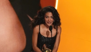 Три победы на BRIT Awards довели Оливию Дин до слез