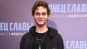 Звезда «Слова пацана» Слава Копейкин раскритиковал певицу Бьянку