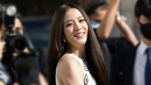 Поклонники раскритиковали новый этап карьеры Джису из BLACKPINK: «Все та же заезженная пластинка» Поклонники раскритиковали новый этап карьеры Джису из BLACKPINK: «Все та же заезженная пластинка»